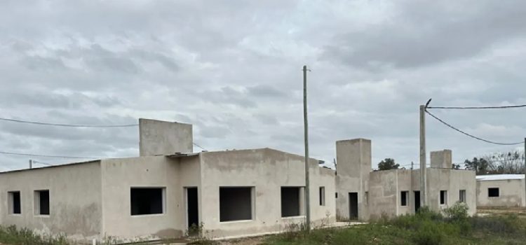 La diputada Marclay presentó un pedido de informes por la paralización de las obras de viviendas en barrios populares
