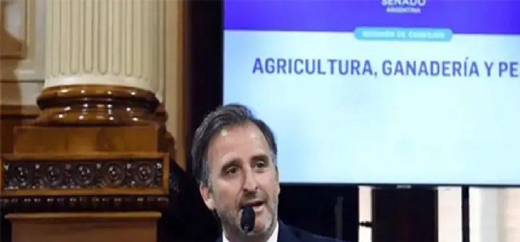 El senador libertario Joaquín Benegas Lynch tiene una empresa que gestiona ventas de tierras a extranjeros