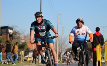 Gualeguaychú tendrá un fin de semana con competencias de vóley, bádminton, duatlón y motociclismo