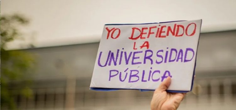 Universitarios convocan a un paro nacional y advierten que profundizarán el plan de lucha