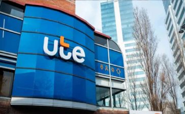 UTE proyecta inversiones a diez años en generación y transmisión eléctrica y anuncia una licitación solar en Fray Bentos