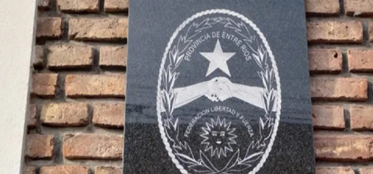 Declaran inconstitucionalidad de dos decisiones administrativas del Ejecutivo y del Senado provincial