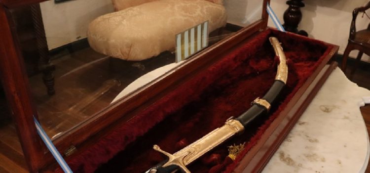 El sable corvo de San Martín, patrimonio del Museo Casa de Haedo