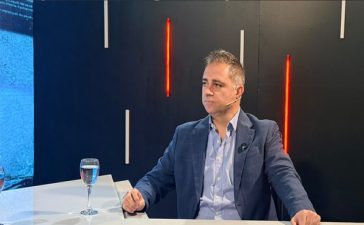 Davico en Cuestión de fondo