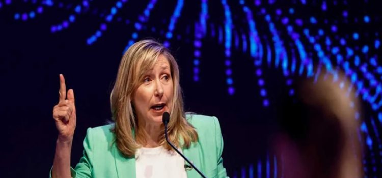 Myriam Bregman: "no hay endeudados, hay estafados"*