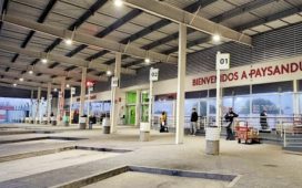 La terminal de Paysandú escalonará la llegada de ómnibus ante la visita de León XIV y prevé un movimiento inédito