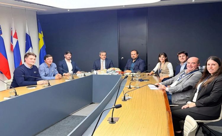 Michel reunió a productores arroceros de la provincia con el encargado comercial de la Embajada de la Unión Europea para potenciar las exportaciones