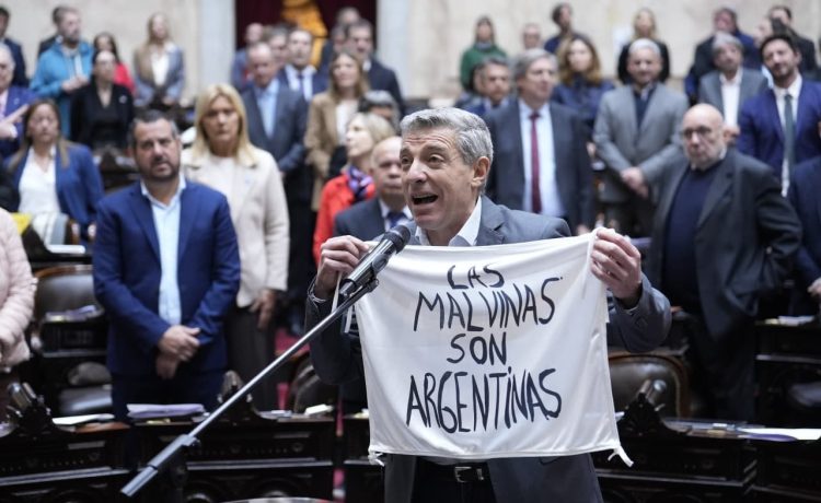 Giordano: “A Milei le duele nuestro juramento·