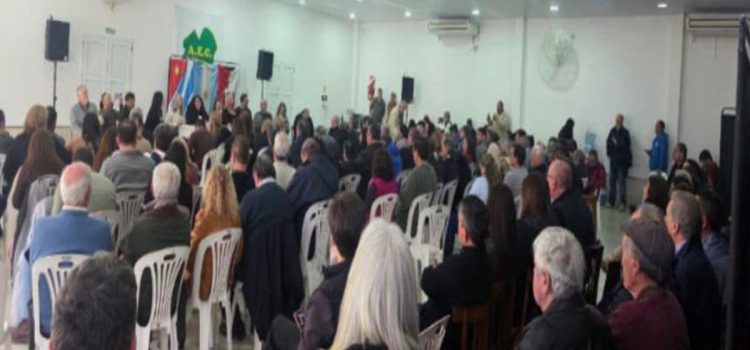 La mayoría convirtió al congreso en un monólogo Por UCR Activa