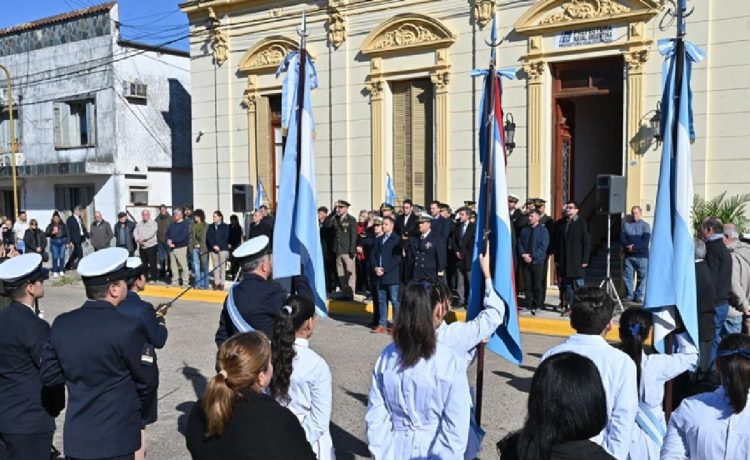 Davico acompañó el aniversario de la Prefectura Naval Argentina
