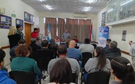 Juntan firmas para reclamar financiamiento para las escuelas técnicas