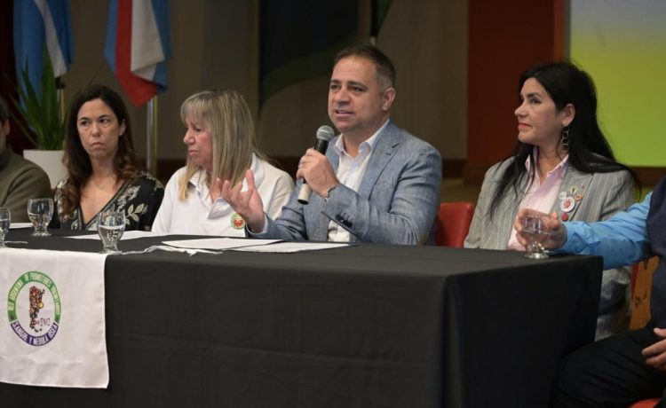 Davico acompañó la jornada nacional sobre donación de sangre y médula ósea