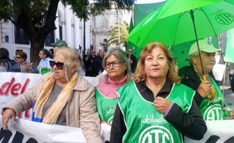 Ávalos: “Necesitamos haberes que permitan a los jubilados transitar esta etapa de la vida con dignidad”