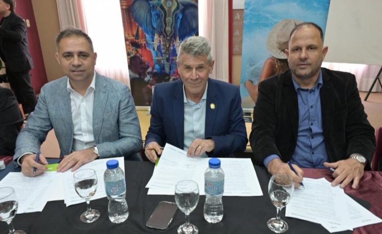 Gualeguaychú y Pueblo Belgrano firmaron un convenio para integrar el Observatorio Turístico