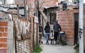 La pobreza habría vuelto a subir y calculan que sumó este año 1,7 millones de pobres en el país