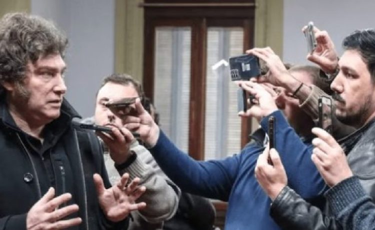 En tiempos de ataques a la prensa, el Senado vuelve a debatir el Estatuto del Periodista