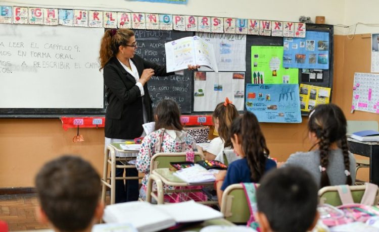 Faltan maestras: el CGE designa a docentes de nivel inicial y especial para primarias de Colón y Diamante