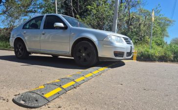 Se instalaron reductores de velocidad y nueva cartelería en Roffo y Colombo