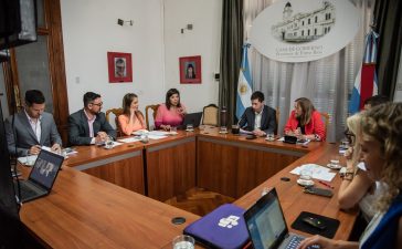 el gobierno y los desayunos escoalres