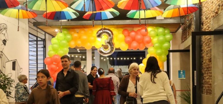 La Vieja Terminal celebró su tercer aniversario junto a una gran cantidad de vecinos