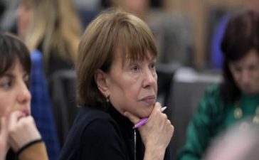 DNU 70: la oposición pide sesión especial el 15 de octubre y Osuna advierte que "una patria no se vende"