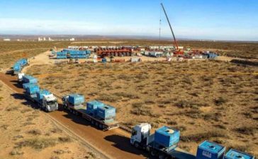 La arena de Entre Ríos, el “gran cuello de botella” de Vaca Muerta: 400.000 viajes anuales, más de 1000 por día