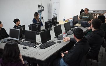 Comenzó el Taller de Robótica Inicial con la participación de jóvenes de Gualeguaychú