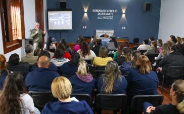 El deterioro cognitivo y las demencias fueron eje de una nueva jornada de formación gerontológica