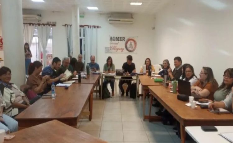 El plenario de Agmer pidió “urgente” discusión salarial y le pegó al ministro Boleas