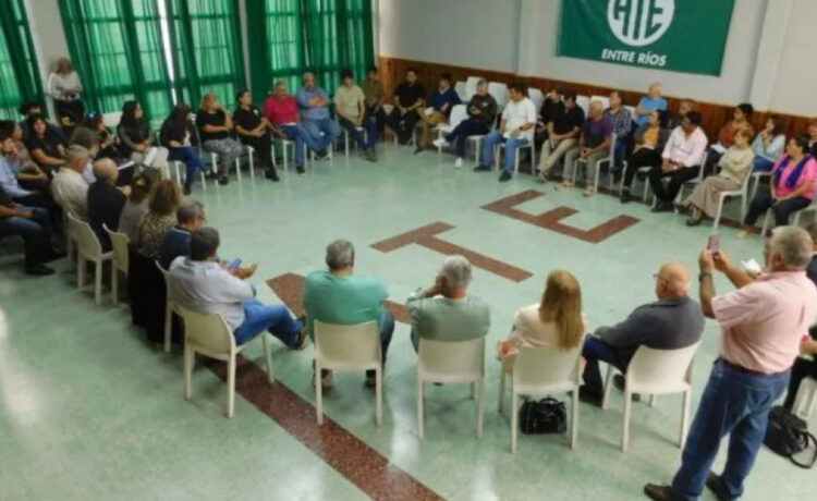 Se conformó el Frente Intersindical en defensa del Iosper
