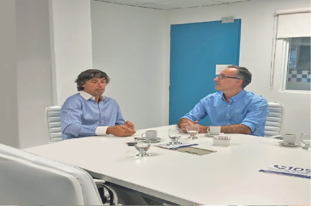 Alvarez propone “puntos seguros” como parte de una gestión que lleve a Gualeguaychú a ser una “ciudad inteligente"