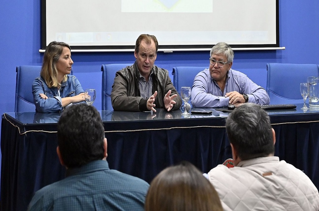 Bordet le ratificó al directorio del Iosper que completará la restitución del 2 por ciento de aportes patronales