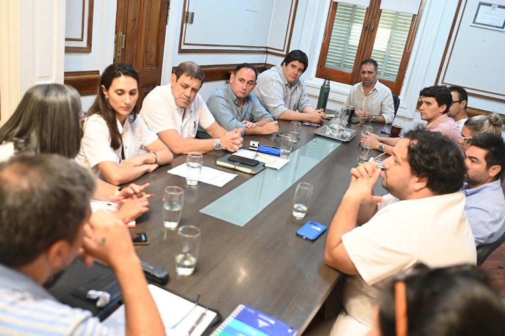 Dengue: Davico encabezó la reunión del Comité de Organización de Emergencias de Salud