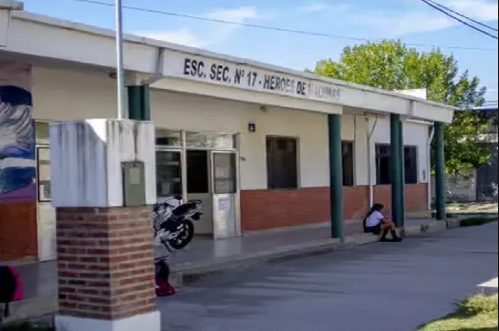 Gualeguaychù: Denuncian que hombres en un auto negro quisieron raptar a alumnas