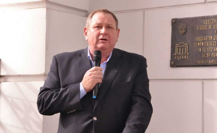 Amenazaron de muerte al legislador Fabián Rogel dejando un mensaje intimidatorio en su casa