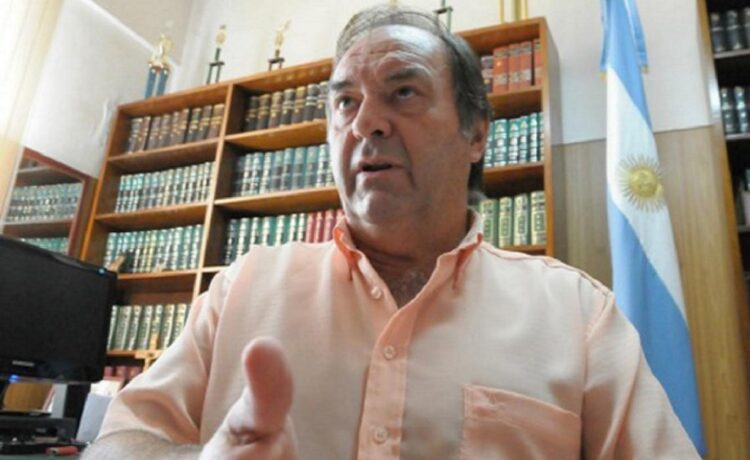 “Me preocupa la embestida del Gobierno nacional hacia la AFA”, expresó Hugo Molina