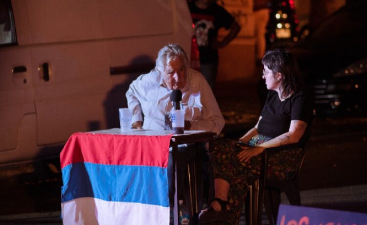 José Mujica prepara su campaña de territorio por el triunfo de Yamandú Orsi