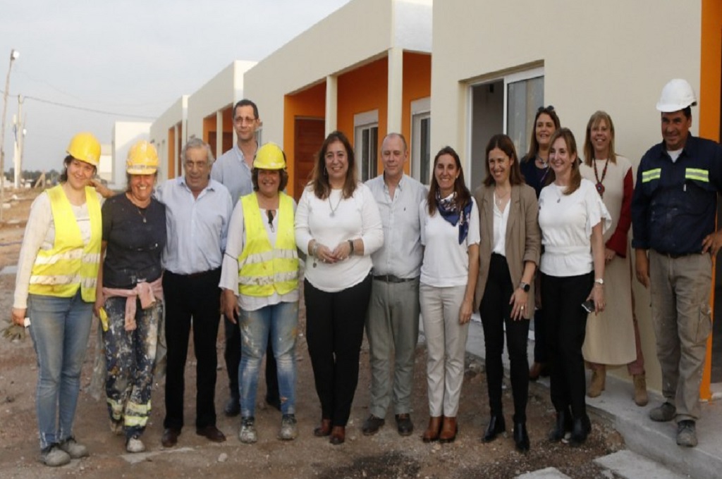 El jefe comunal recibió a la Ministra de Vivienda y Ordenamiento Territorial Dra. Irene Moreira