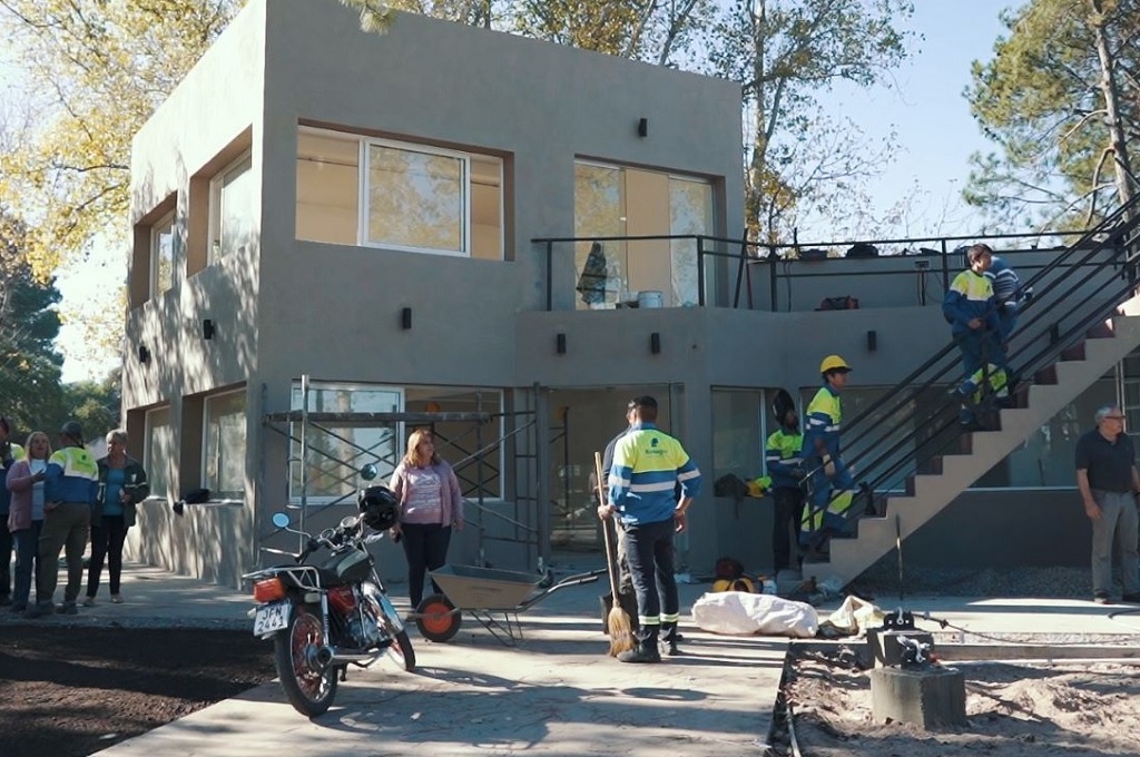 La Inauguración del nuevo local “La Rotonda” en Las Cañas