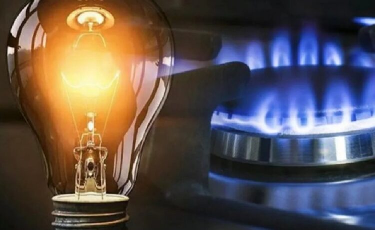 Luis Caputo, definió que las boletas finales para los usuarios de luz aumentarán en enero 1,6% y 1,8% las de gas natural