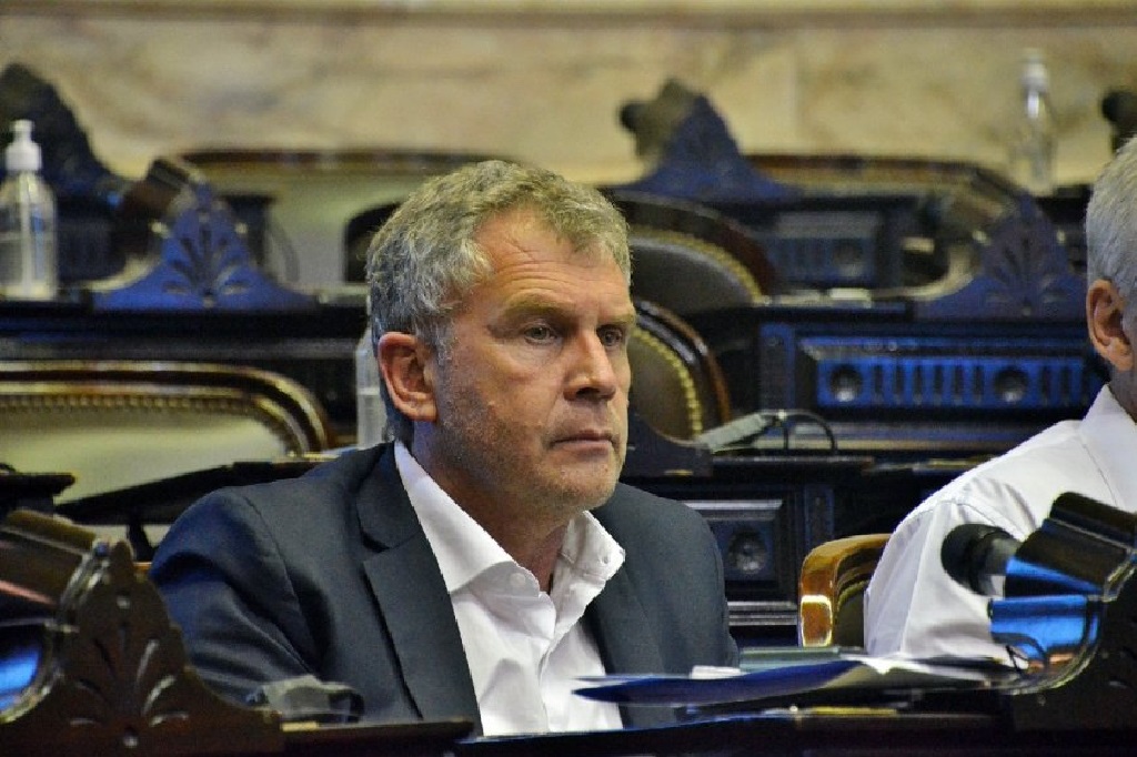 Pedro Galimberti sobre la tarjeta Vecinal Fronteriza: "Viajar a Uruguay es cada vez más complicado y el Gobierno aún no la implementó"