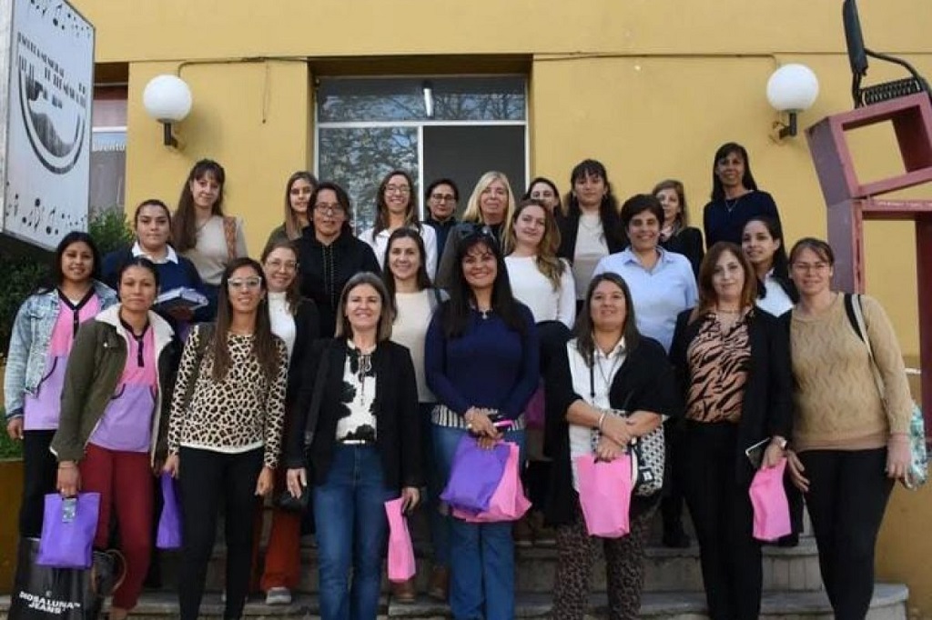 Se realizan diversas actividades en el mes del Ni Una Menos y del Orgullo en la Diversidad