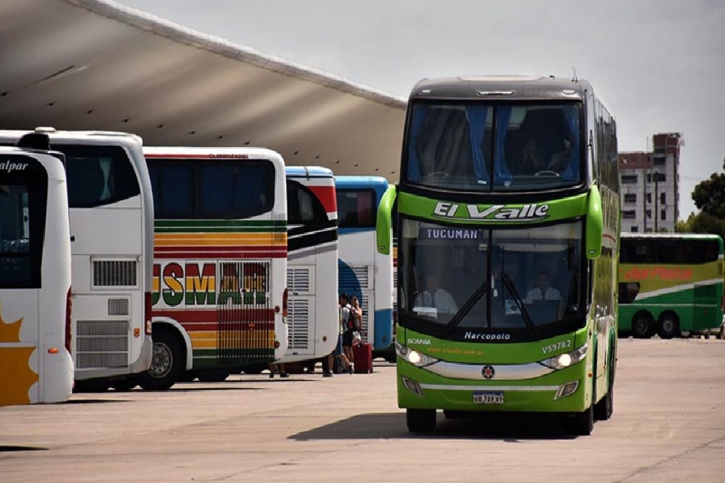 UTA dispuso un paro general de colectivo para este viernes