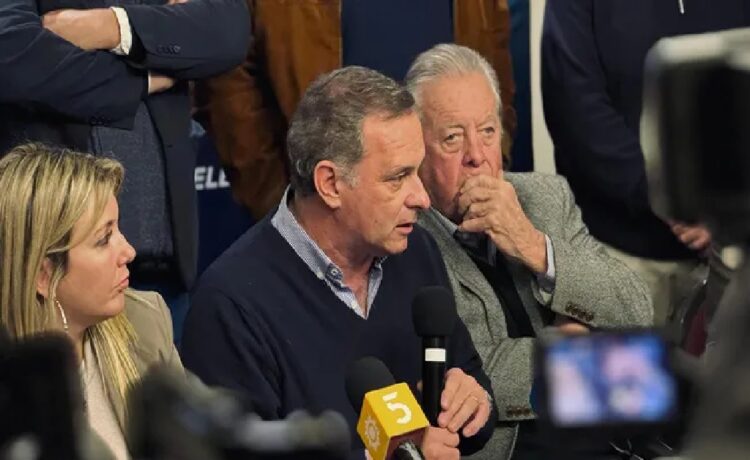 Álvaro Delgado aseguró que si se aprueba el plebiscito del PIT-CNT habría que subir "3 o 4 puntos de IVA"
