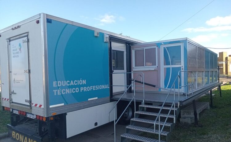 El Aula Taller Móvil llega a Pueblo Belgrano