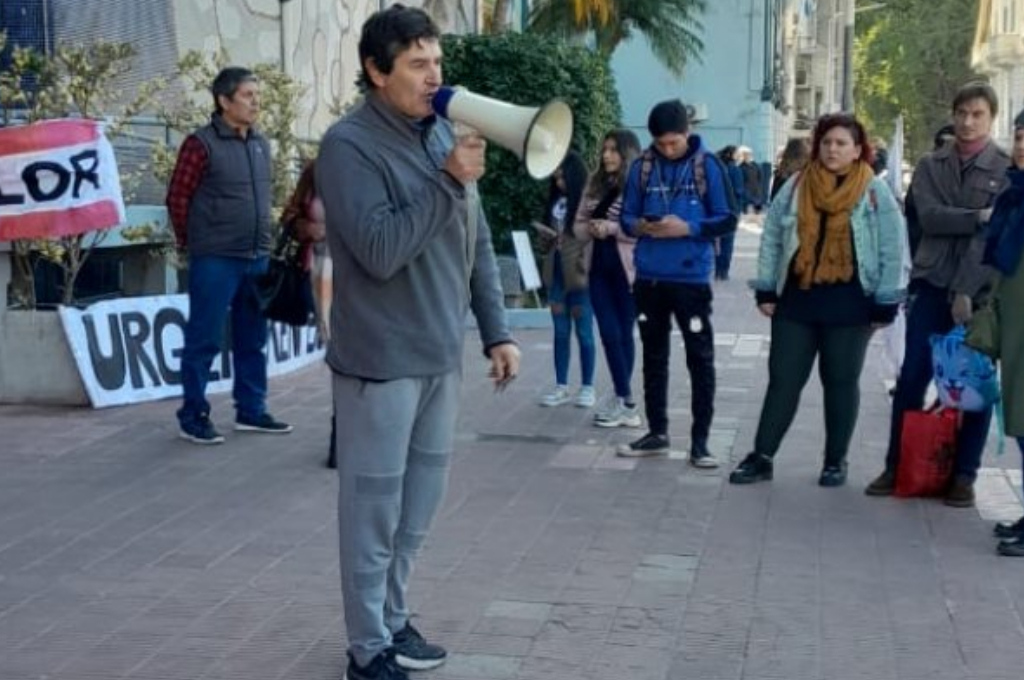 Para Baudino “La propuesta salarial es distorsiva, insuficiente y modifica el criterio constitucional”