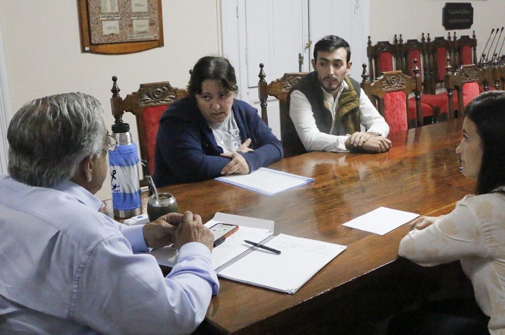 Reunión con dos CAIF de Fray Bentos