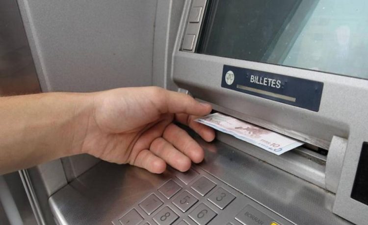 Cronograma de pagos de salarios empleados públicos Entre Ríos mes de junio