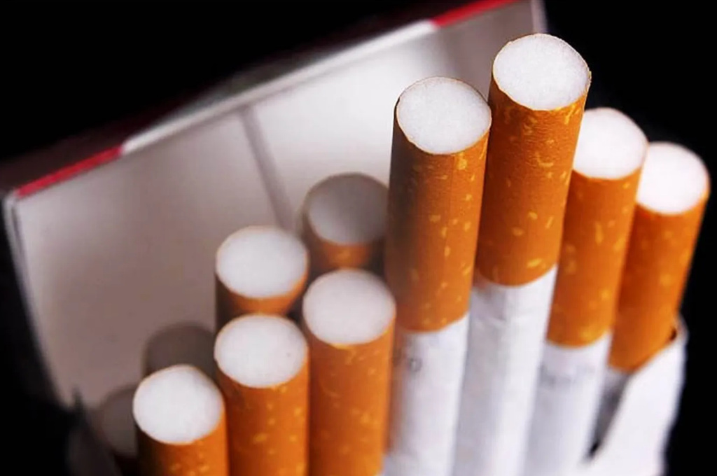 Los cigarrillos aumentaron un 30 por ciento y la caja ya supera los 1000 pesos