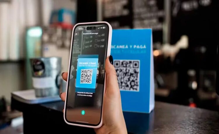 Turistas argentinos podrán pagar con QR de billeteras virtuales en Uruguay